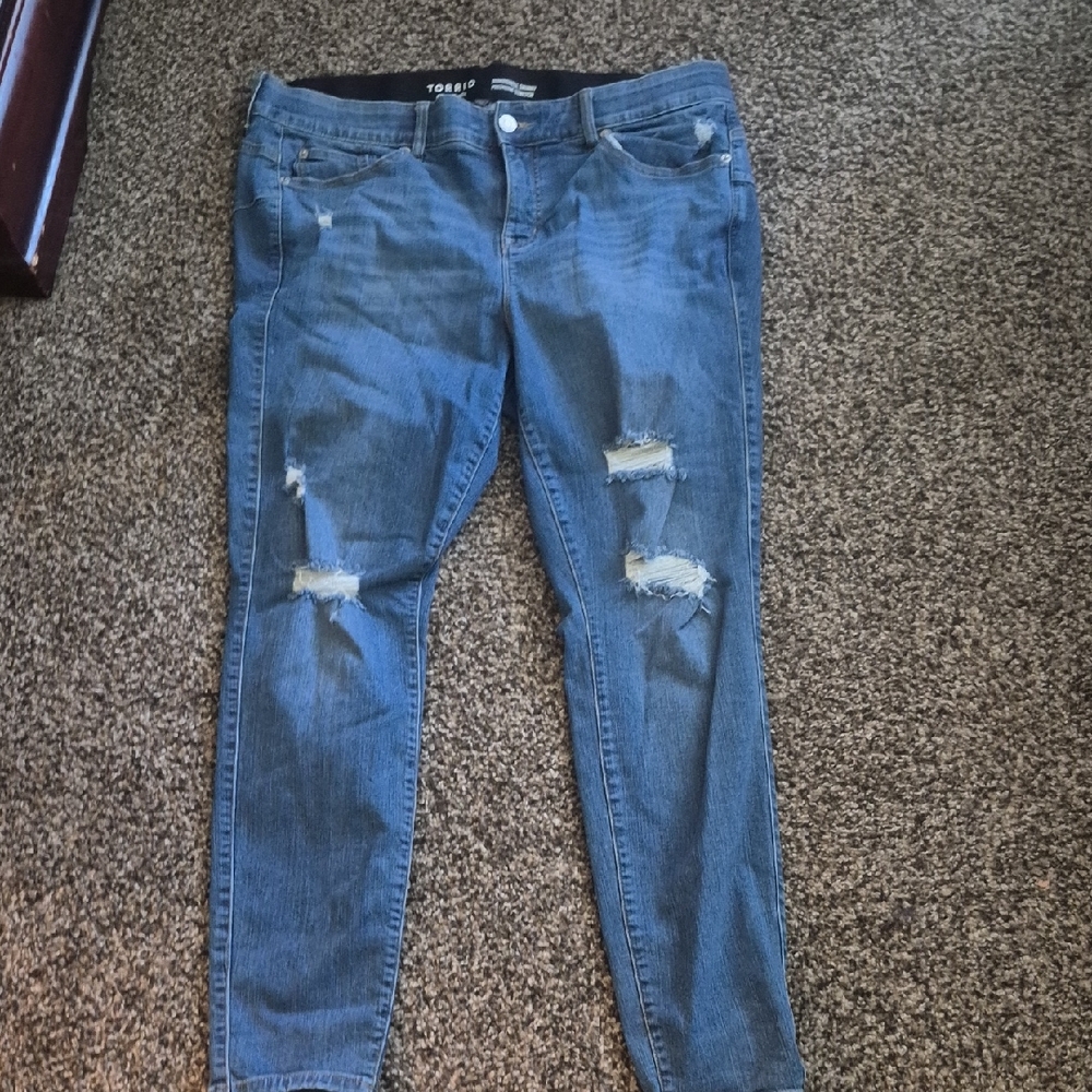 Torrid Women's Distressed Skinny Jeans in Blue 20t